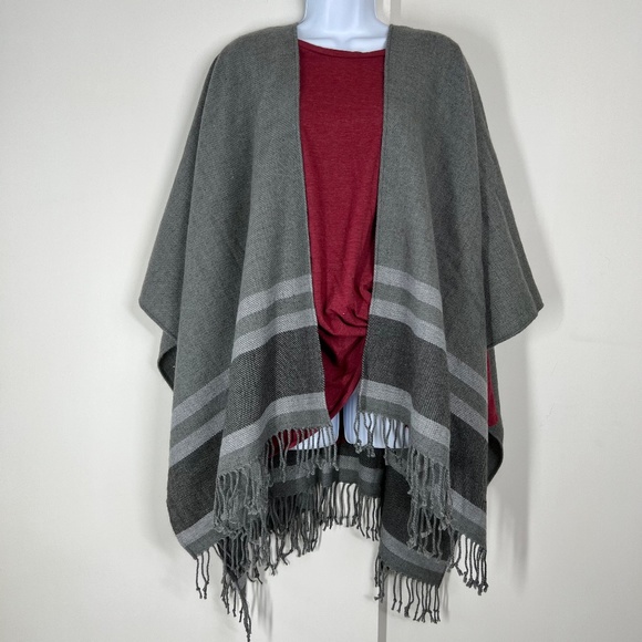 Liz Claiborne Wrap Shawl Grey Stripes with Fringe edging NWOT acrylic/wool - Picture 13 of 16